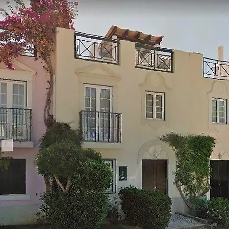 T3 Townhouse Old Village Hébergement de vacances