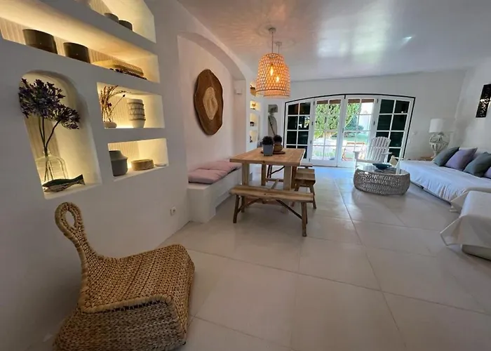 بيت للعطل T3 Townhouse Old Village فيلامورا