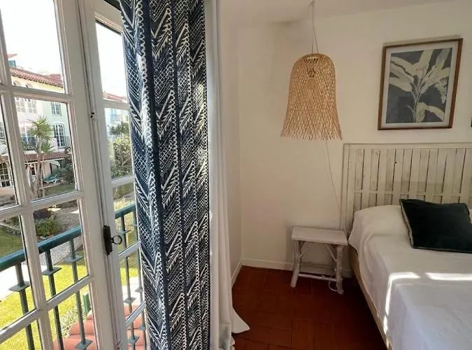 بيت للعطل T3 Townhouse Old Village فيلامورا